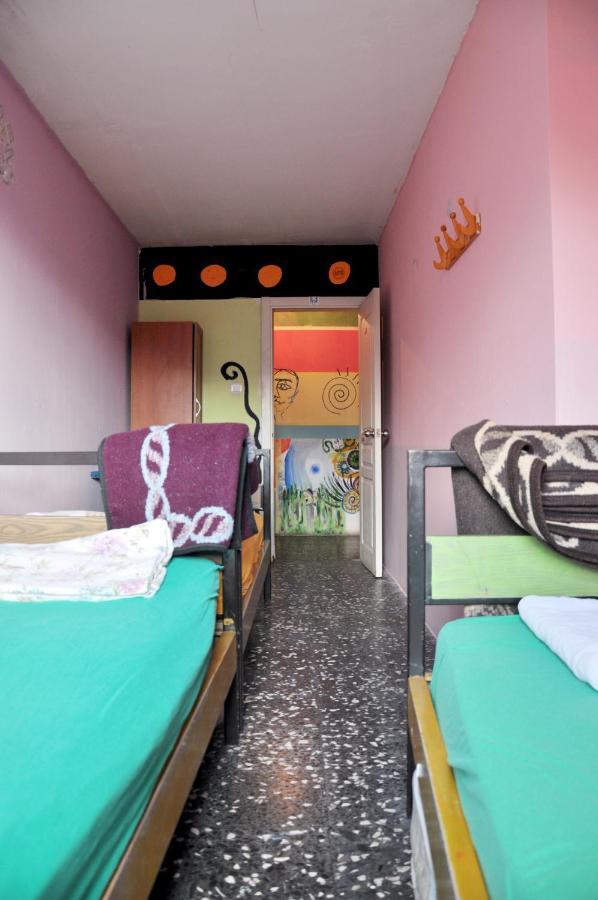 Neverland Hostel Istanbul Exterior photo
